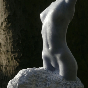 alabaster torso akt