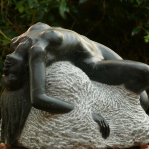 Akt  Finnischer Speckstein  serpentin mädchen skulptur