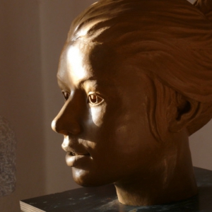 Portrait eines jungen Mädchens  Tonmodell clay portrait