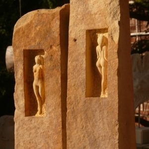 "kommen und gehen" Bentheimer Sandstein, ca. 65 cm