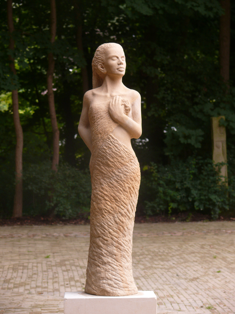 "Mädchen" Bentheimer Sandstein, 100 cm